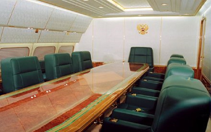 the-aircraft-of-the-russian-president-vladimir-putin