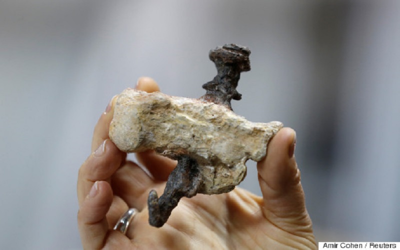 A replica of a find from Jerusalem, shows a heel bone pierced with an iron nail, believed to be the bone of Yehohanan Ben Hagkol, and provides evidence of execution by crucifixion during the time of Jesus, according to experts from Israeli Antiquities Authority and seen during a media tour presenting significant findings from that time, at Israel's National Treasures Storeroom, in Beit Shemesh, Israel March 19, 2017. REUTERS/Amir Cohen